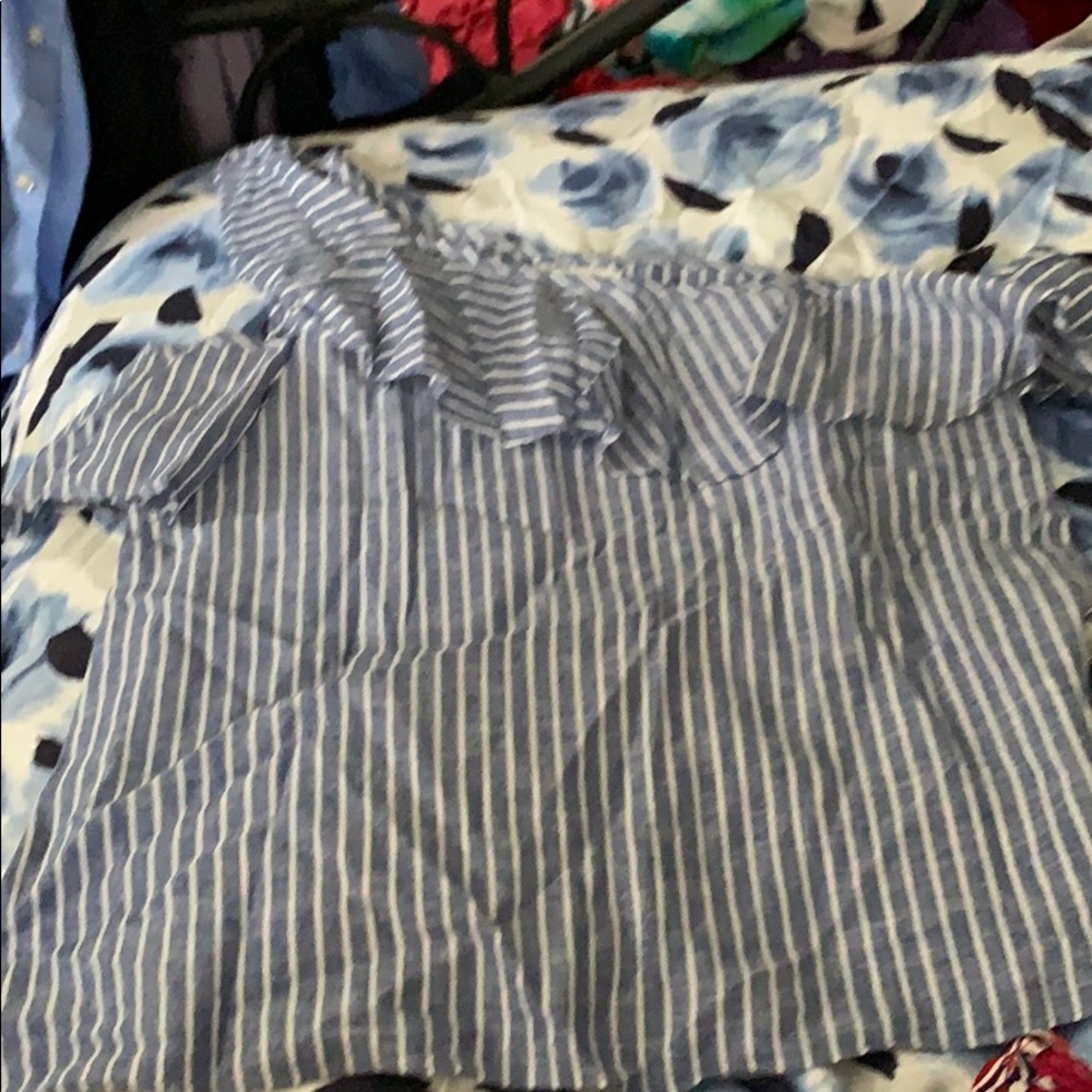 Madewell size 8 off shoulder/open shoulder shirt